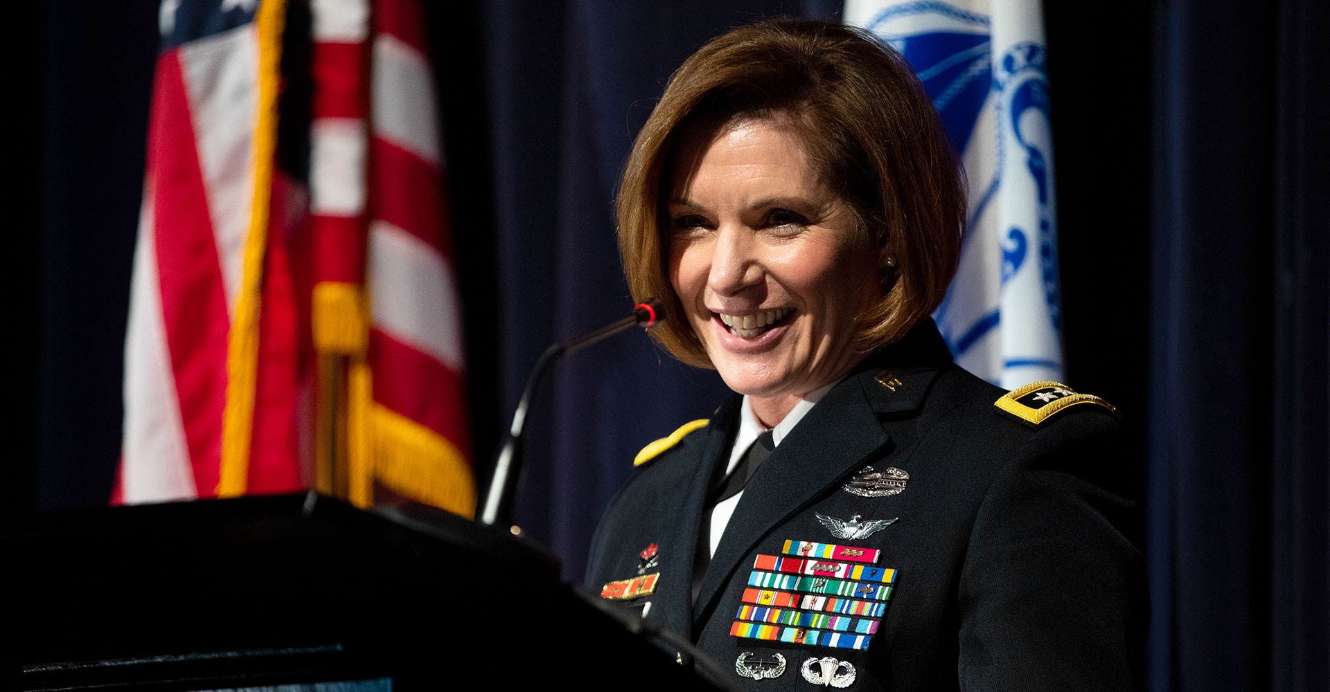 Laura Richardson promoted to four-star general