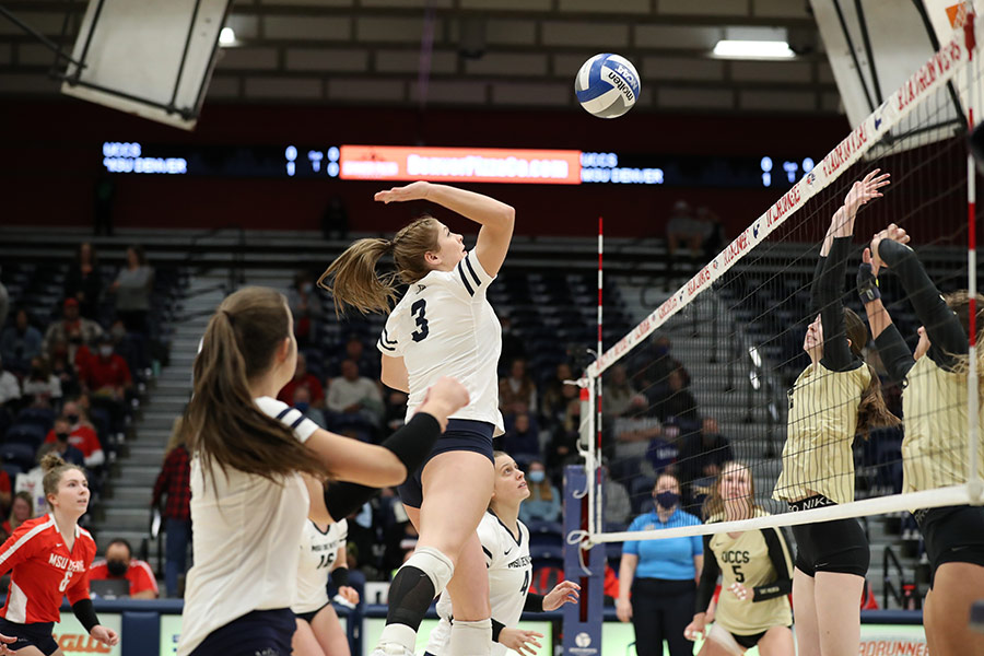 No. 1ranked Roadrunners set sights on postseason after winning RMAC