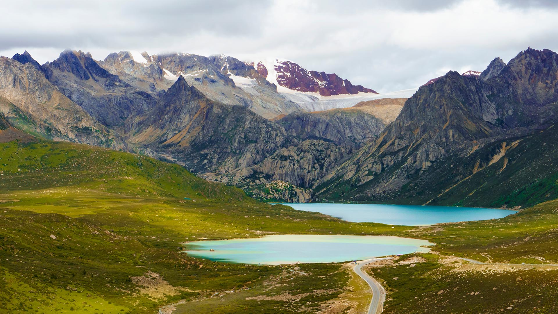 Tibet Plateau scenery