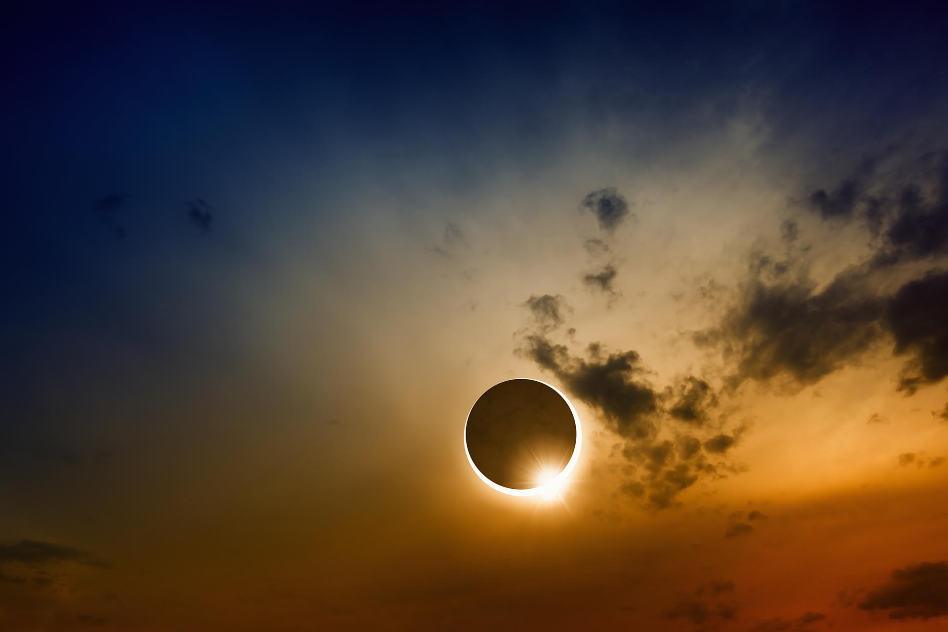 A full solar eclipse