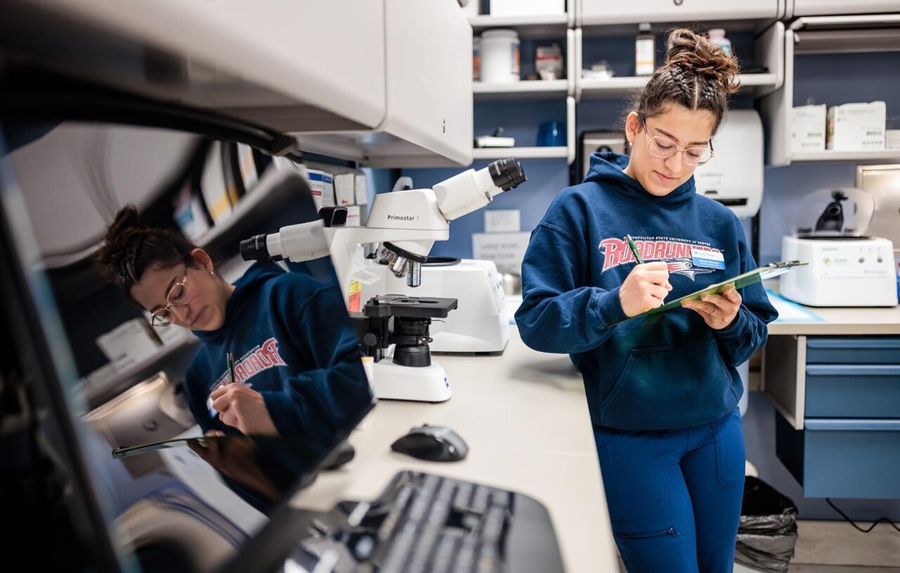 La estudiante de MSU Denver Julianna Montoya