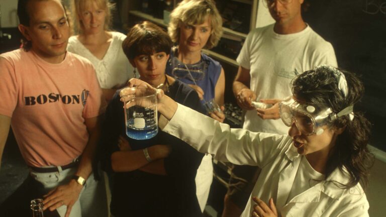 Chemistry class in the 1990s.